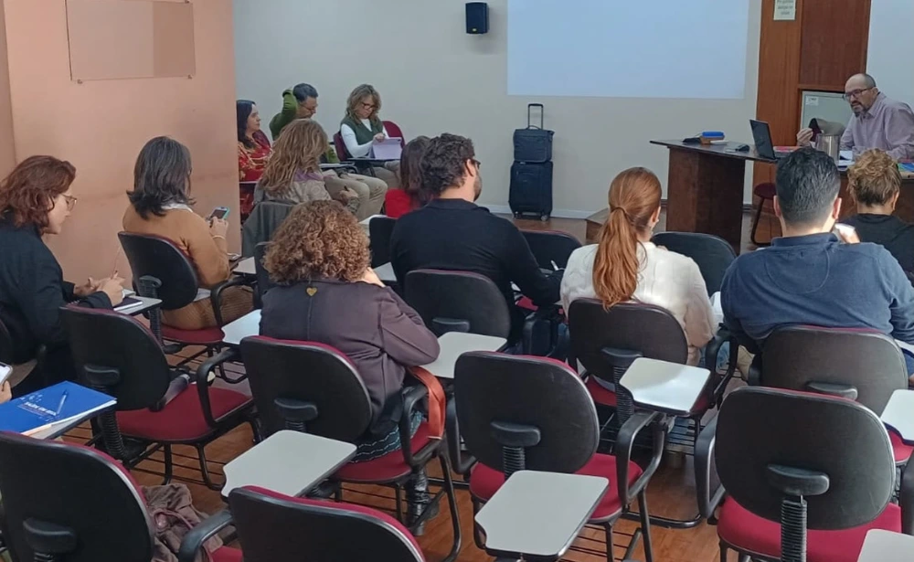 Curso no Centro Loyola de Belo Horizonte reflete sobre os desafios da vida social