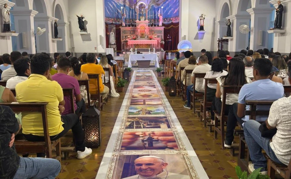 Mosteiro dos Jesuítas reúne fiéis de Baturité para celebrar Corpus Christi