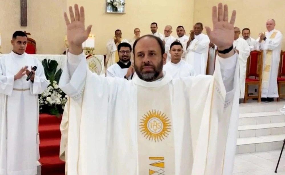 Pe. Klebson Dantas, SJ, é ordenado presbítero em Ibicaraí